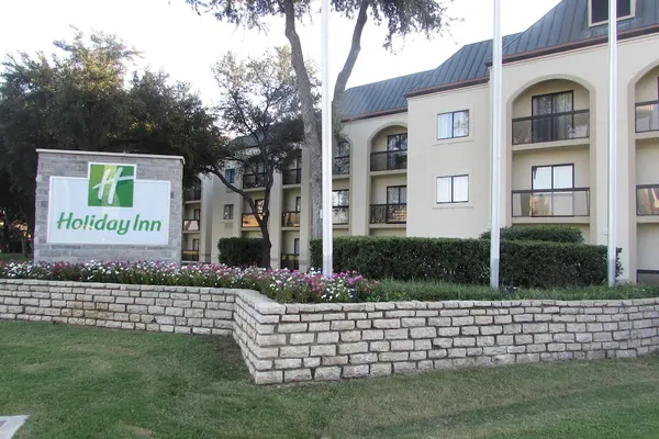 Photo 1 - Holiday Inn Irving Las Colinas by IHG