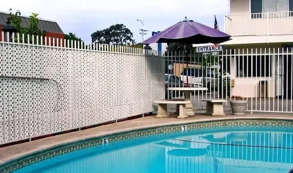 Photo 1 - Americas Best Value Inn Visalia