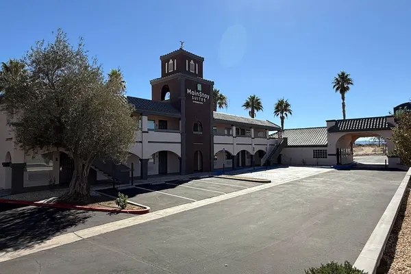 Photo 1 - MainStay Suites Victorville - Hesperia