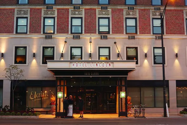 Photo 1 - Hotel Lincoln