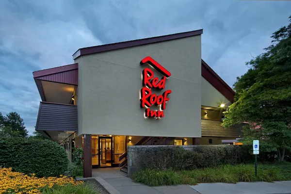 Photo 1 - Red Roof Inn Detroit-Rochester Hills/Auburn Hills