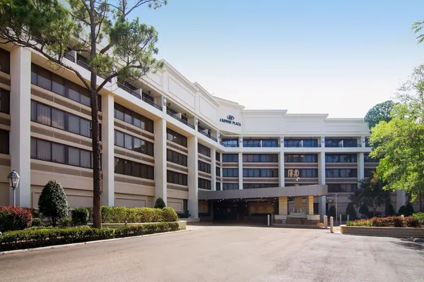 Photo 1 - Crowne Plaza Executive Center Baton Rouge by IHG