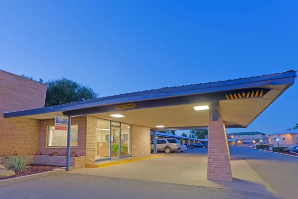 Photo 1 - Suburban Studios near Mesa Verde