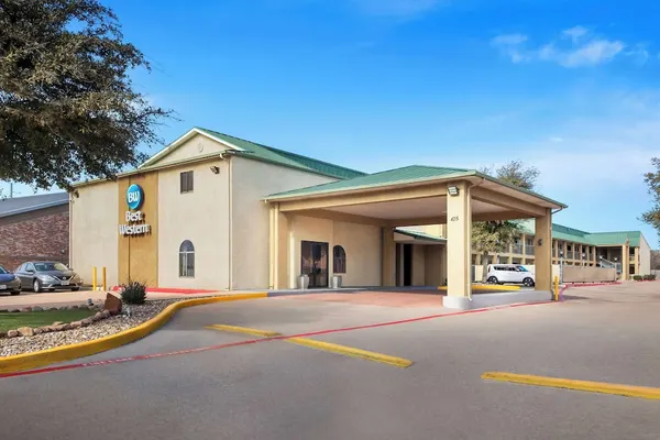 Photo 1 - Best Western Cedar Inn