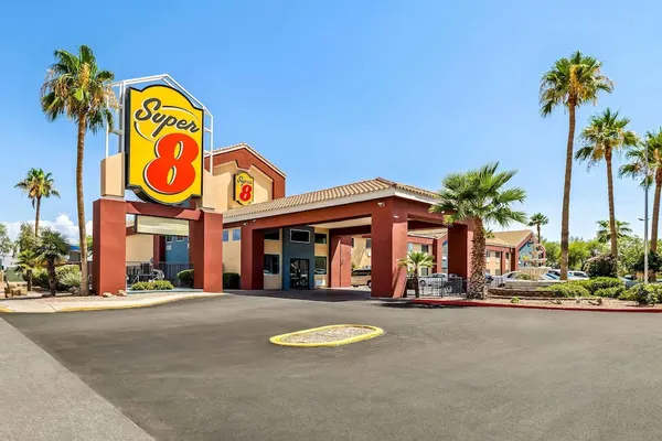 Photo 1 - Super 8 by Wyndham Marana/Tucson Area