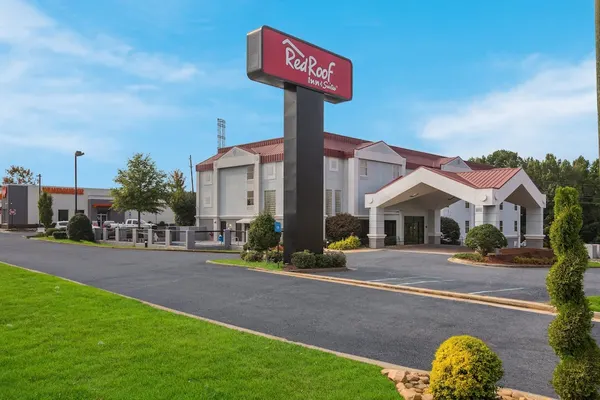 Photo 1 - Red Roof Inn & Suites Newnan