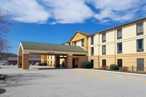 Photo 1 - Comfort Inn Duncansville - Altoona