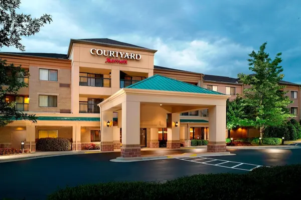 Photo 1 - Courtyard by Marriott Atlanta Alpharetta