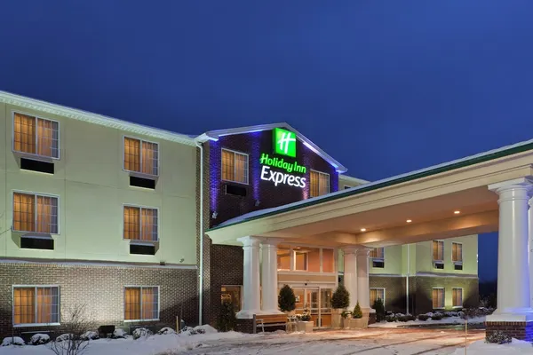 Photo 1 - Holiday Inn Express Hotel & Suites Ashtabula-Geneva, an IHG Hotel