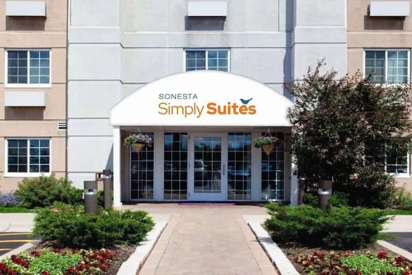 Photo 1 - Sonesta Simply Suites Chicago O'Hare Airport