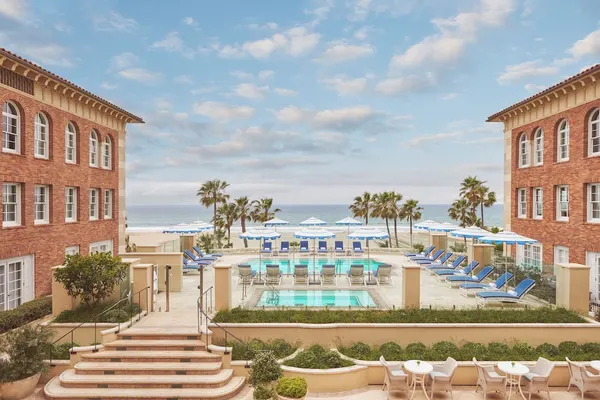 Photo 1 - Casa Del Mar