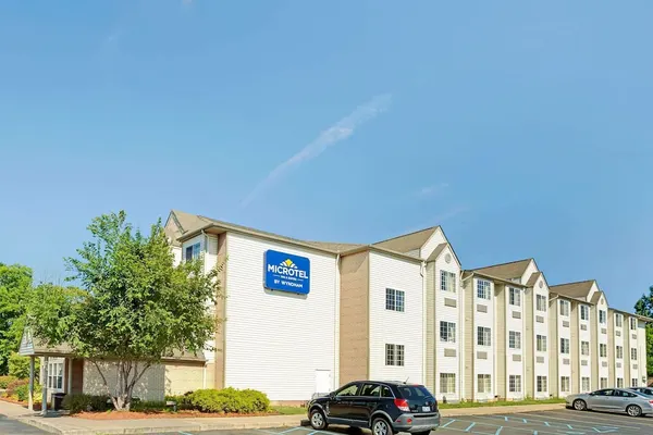 Photo 1 - Microtel Inn & Suites by Wyndham Roseville/Detroit Area