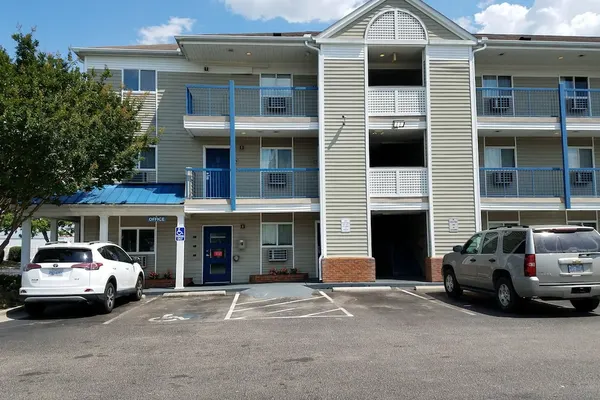 Photo 1 - Motel 6 - Fayetteville, NC - Fort Liberty Area