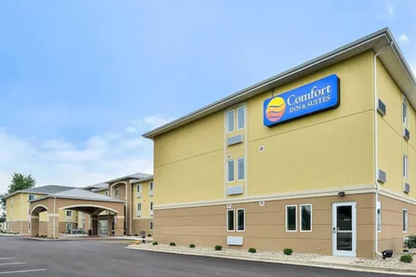 Photo 1 - Comfort Inn & Suites Springfield I-55