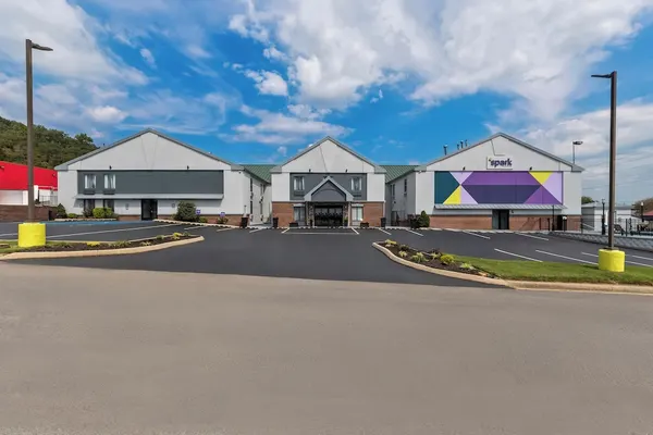 Photo 1 - Spark by Hilton Kimball