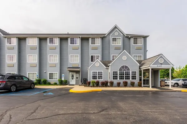 Photo 1 - Motel 6 Indianapolis Carmel