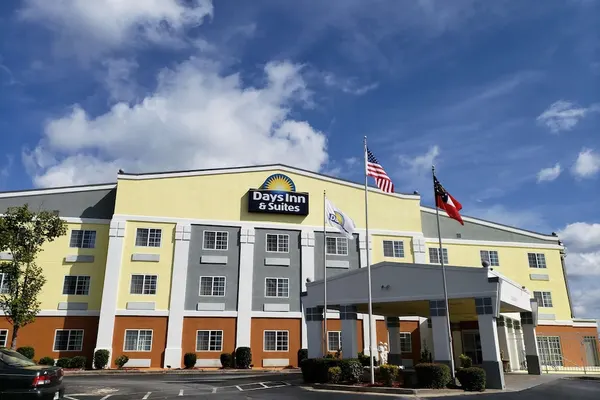Photo 1 - Days Inn & Suites by Wyndham Union City