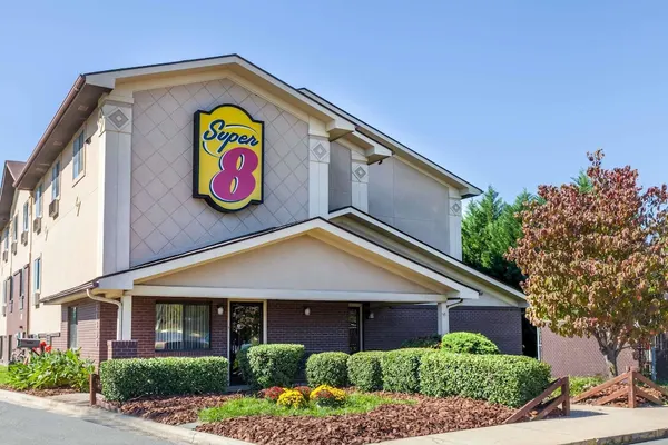 Photo 1 - Super 8 by Wyndham Charlotte/Amusement Park Area
