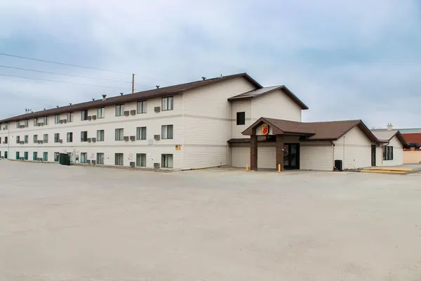 Photo 1 - Super 8 by Wyndham Williston ND