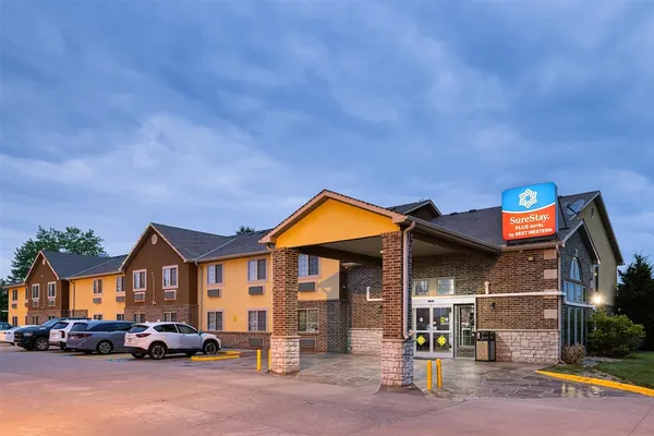 Photo 1 - SureStay Plus Hotel by Best Western Kearney Liberty North