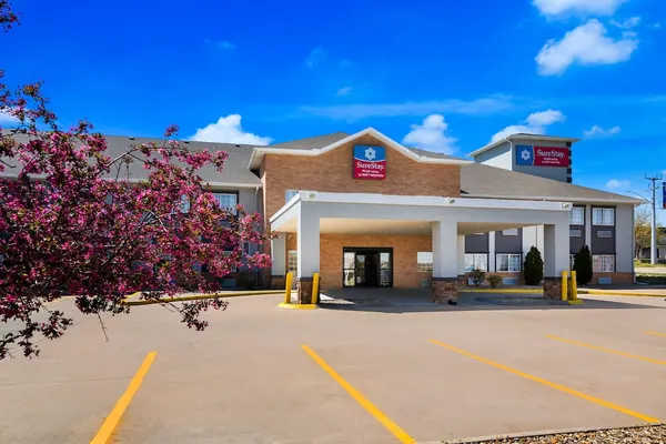 Photo 1 - SureStay Plus Hotel by Best Western Topeka Northwest