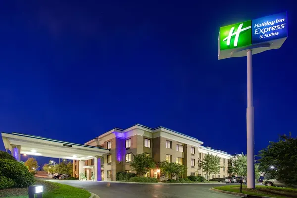 Photo 1 - Holiday Inn Express Hotel & Stes Columbia I-20 at Clemson Rd, an IHG Hotel