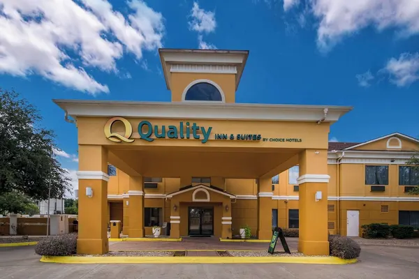 Photo 1 - Quality Inn & Suites - Granbury