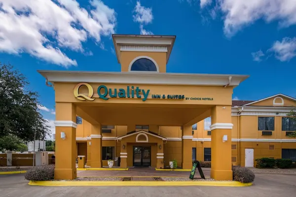 Photo 1 - Quality Inn & Suites - Granbury