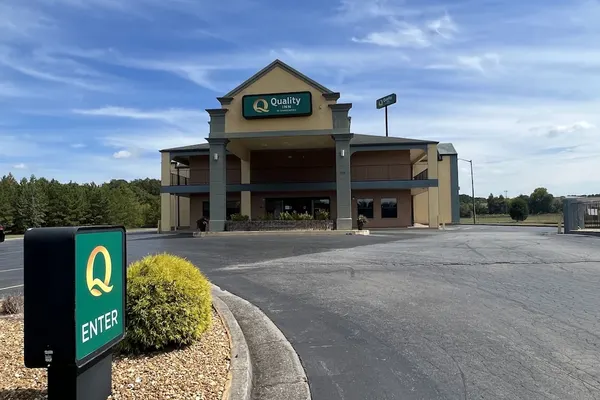 Photo 1 - Quality Inn Adairsville - Calhoun South