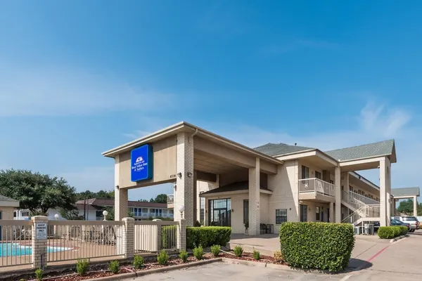 Photo 1 - Americas Best Value Inn & Suites Ft. Worth S