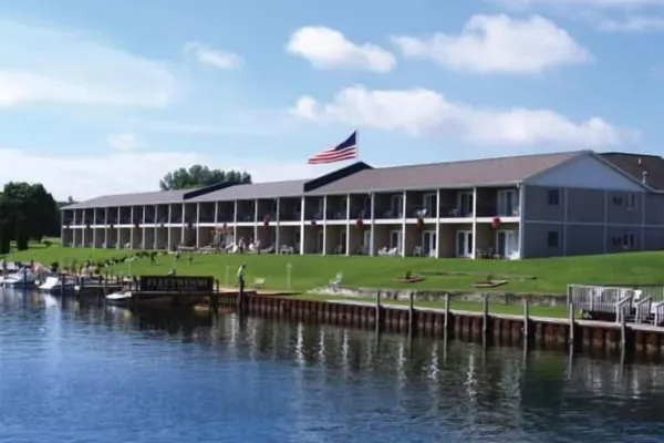 Photo 1 - Fleetwood Inn & Suites