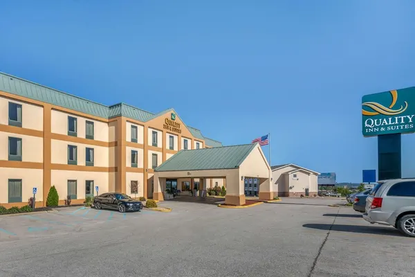 Photo 1 - Quality Inn & Suites Jefferson City