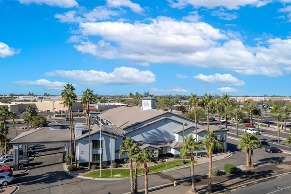 Photo 1 - The Hotel Serene Glendale Peoria, Surestay Collection by BW