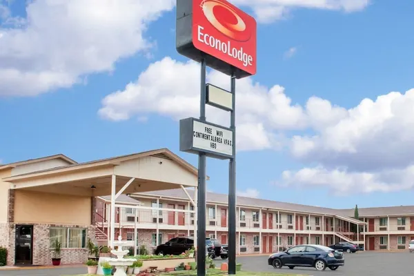 Photo 1 - Econo Lodge Hobbs