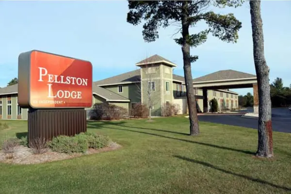 Photo 1 - Pellston Lodge