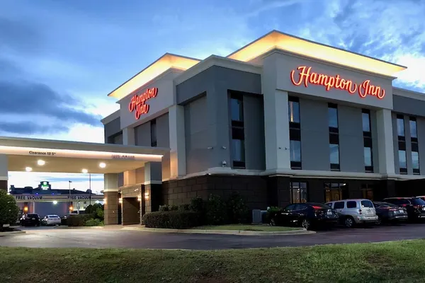 Photo 1 - Hampton Inn Warner Robins