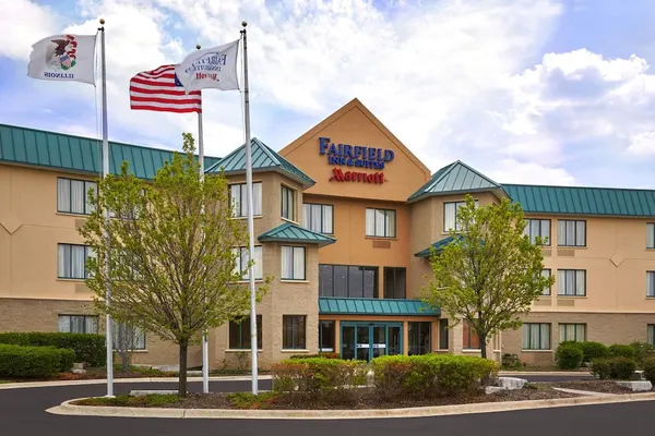 Photo 1 - Fairfield Inn & Suites by Marriott Lombard