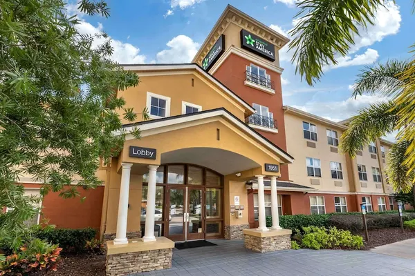 Photo 1 - Extended Stay America Select Suites - Orlando - Maitland - Summit Tower Blv