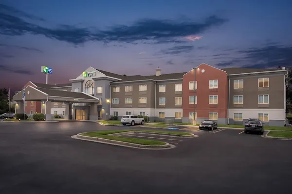 Photo 1 - Holiday Inn Express & Suites Ogden by IHG