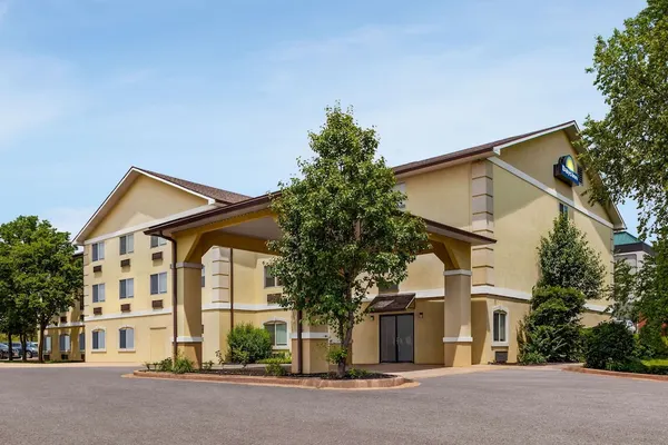 Photo 1 - Days Inn by Wyndham Kansas City International Airport