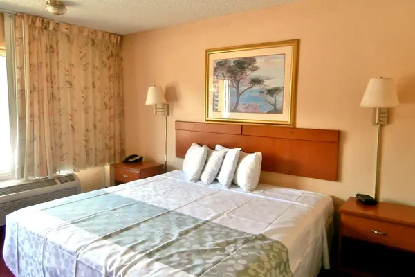 Photo 1 - Americas Best Value Inn Alachua