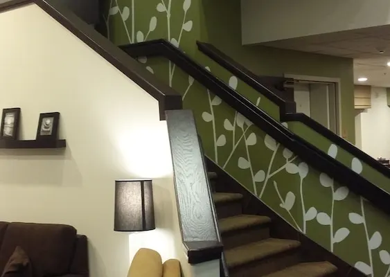 Photo 1 - SureStay by Best Western Roseburg