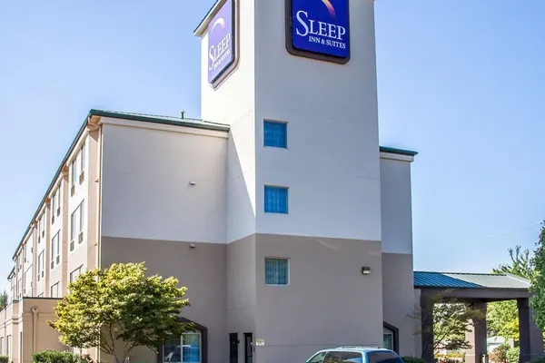 Photo 1 - Sleep Inn & Suites Roseburg North Near Medical Center