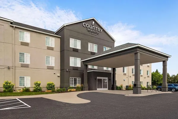 Photo 1 - Country Inn & Suites by Radisson, Stillwater, MN