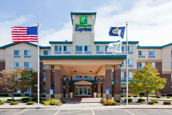 Photo 1 - Holiday Inn Express & Suites Vadnais Heights, an IHG Hotel