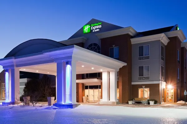 Photo 1 - Holiday Inn Express & Suites Superior by IHG