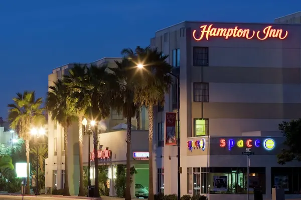 Photo 1 - Hampton Inn San Diego-Downtown