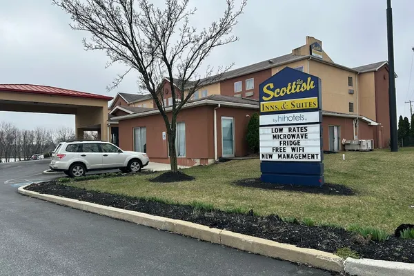 Photo 1 - Scottish Inns & Suites Harrisburg - Hershey North