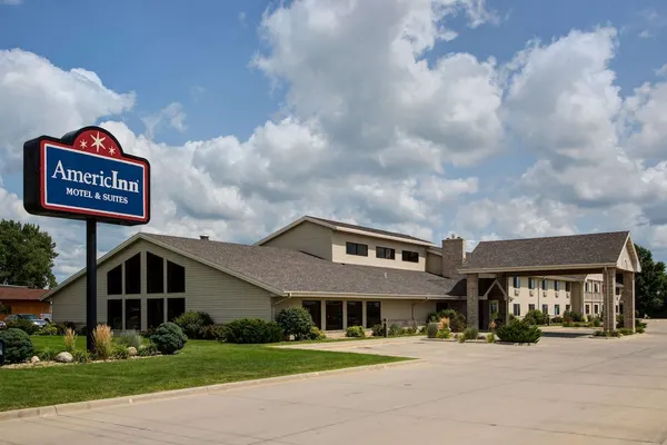 Photo 1 - AmericInn by Wyndham Iowa Falls