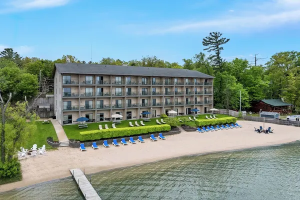 Photo 1 - Beachfront Hotel